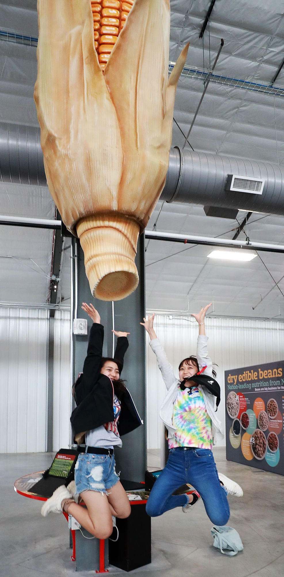 080119_JapanVisitors005_bjs.JPG